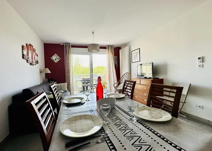 Recent Quartier Des Nouettes Avec Parking