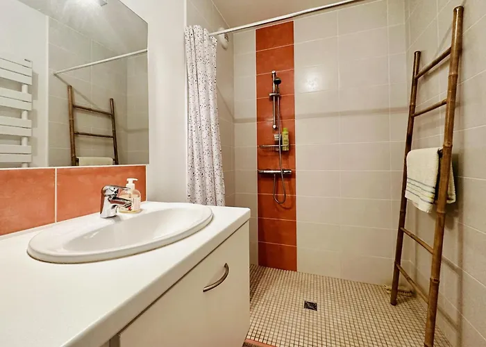 Recent Quartier Des Nouettes Avec Parking * Les Sables-dʼOlonne